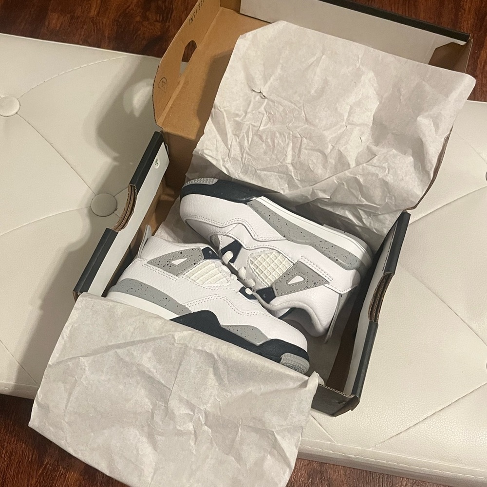 BRAND NEW Air Jordan Retro 4 Military Navy Infant 8